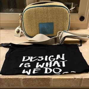 SOUTHBANK KURT CAMERA BAG